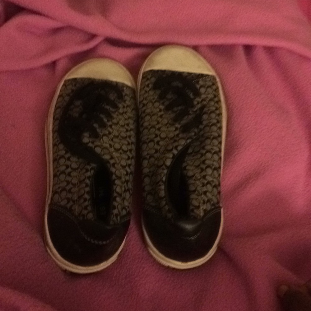 Women coach shoes